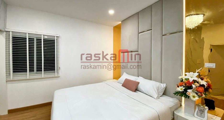 For sale 5 ベッドルーム villa in Bang Lamung, Chonburi