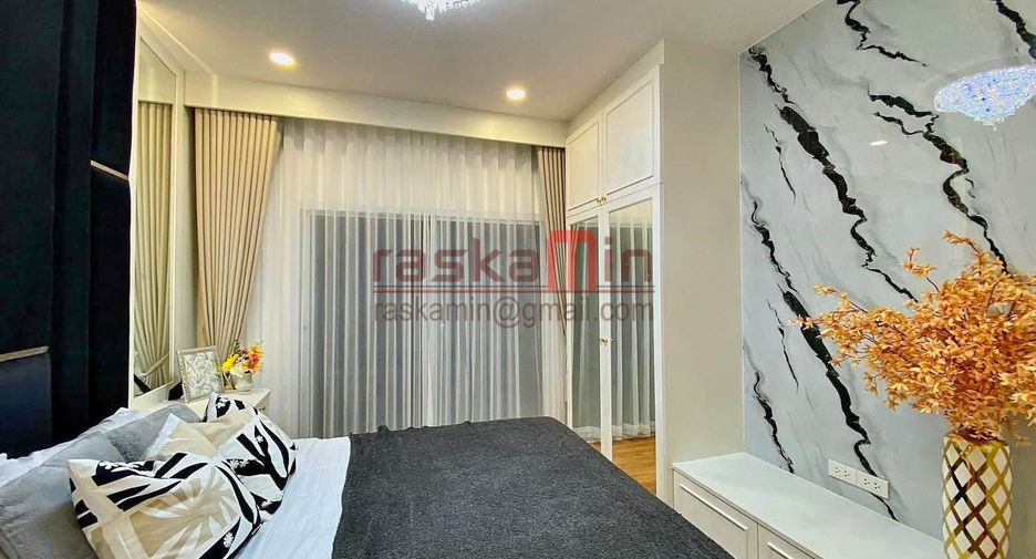 For sale 5 ベッドルーム villa in Bang Lamung, Chonburi