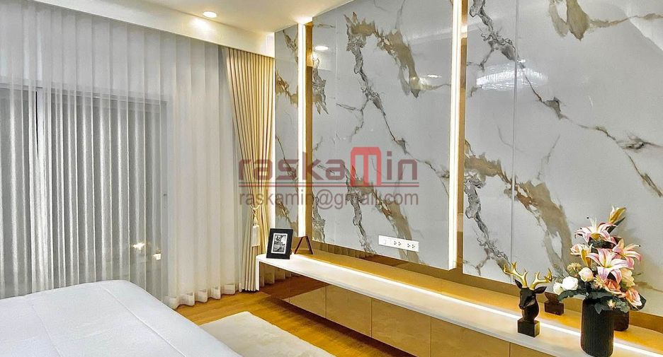 For sale 5 ベッドルーム villa in Bang Lamung, Chonburi