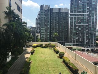 Wohnung zur Miete mit 5 Zimmer in Watthana, Bangkok
