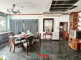For sale 5 bedrooms townhouse in Bang Khun Thian, Bangkok
