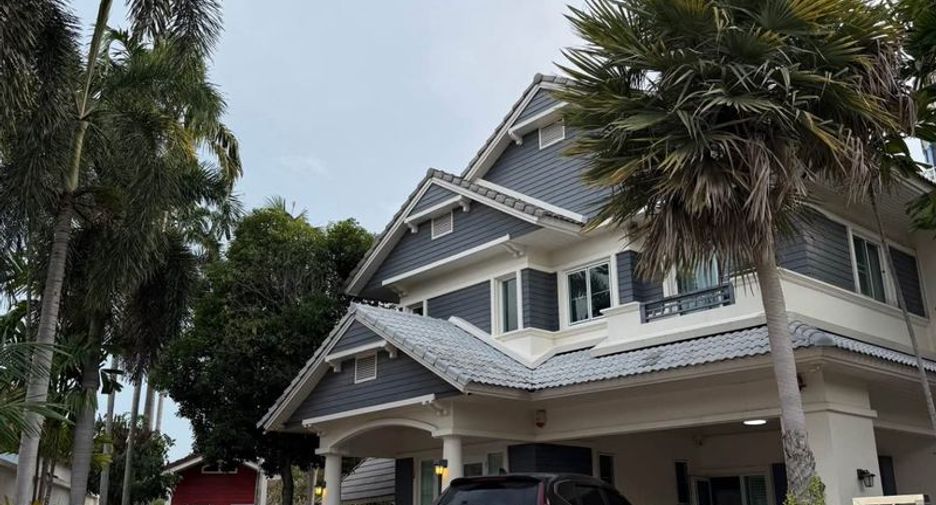 Haus zur Miete mit 3 Zimmer in Si Racha, Chonburi