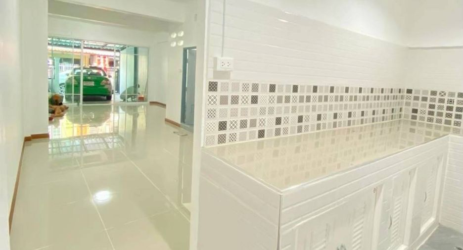 For sale 2 bedrooms townhouse in Bang Bua Thong, Nonthaburi