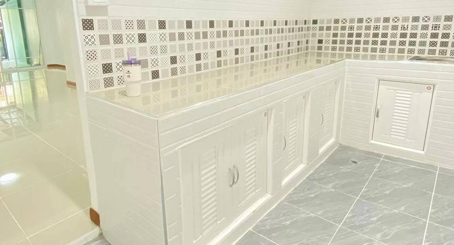 For sale 2 bedrooms townhouse in Bang Bua Thong, Nonthaburi