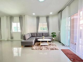 À louer 3 chambres maison à Mueang Chiang Mai, Chiang Mai
