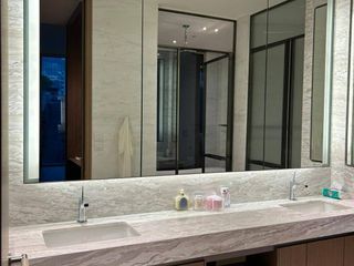 For rent 2 ベッドルーム condo in Pathum Wan, Bangkok