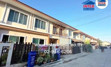 For sale 3 bedrooms townhouse in Mueang Samut Prakan, Samut Prakan