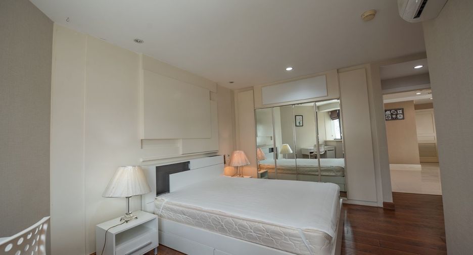For rent and for sale 3 bedrooms condo in Khlong Toei, Bangkok