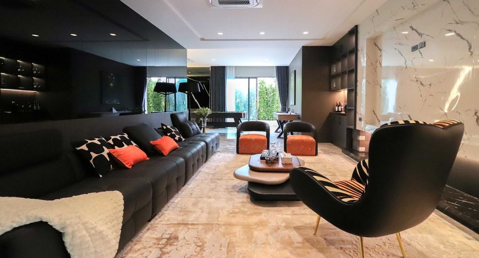 À vendre 7 chambres villa à Bang Lamung, Chonburi