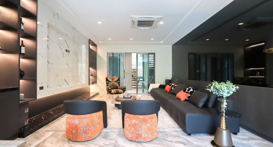 À vendre 7 chambres villa à Bang Lamung, Chonburi