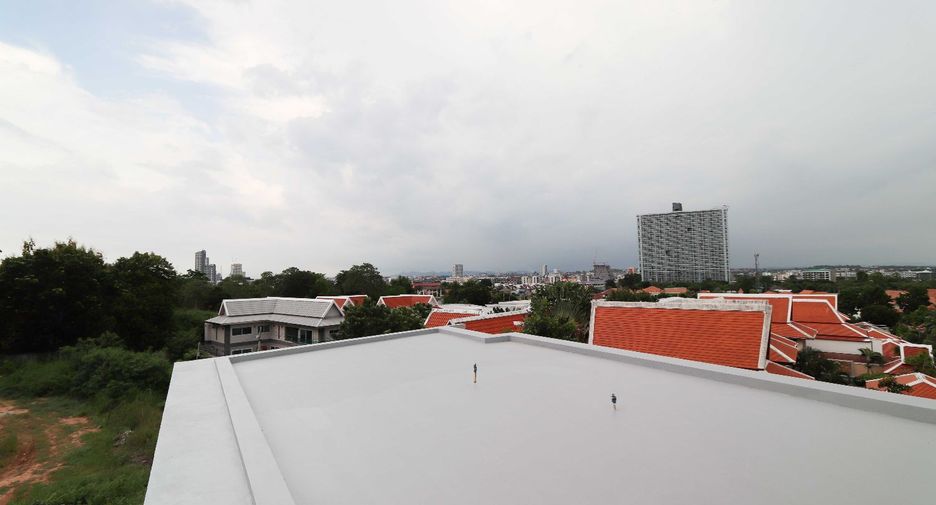 À vendre 7 chambres villa à Bang Lamung, Chonburi