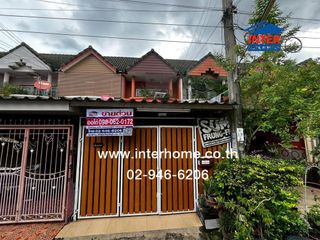 For sale 2 bedrooms townhouse in Khlong Sam Wa, Bangkok