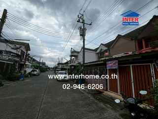 For sale 2 bedrooms townhouse in Khlong Sam Wa, Bangkok