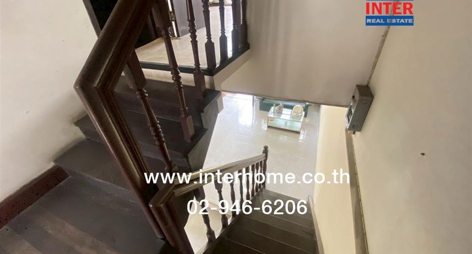 For sale 2 bedrooms townhouse in Bang Khen, Bangkok