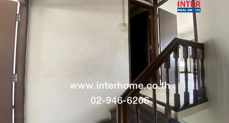 For sale 2 bedrooms townhouse in Bang Khen, Bangkok