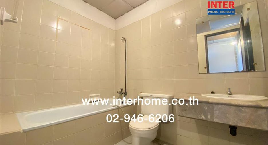 For sale 2 bedrooms townhouse in Bang Khen, Bangkok