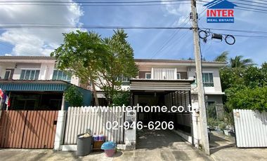 Casa adosada en venta de 3 habitaciones en Krathum Baen, Samut Sakhon