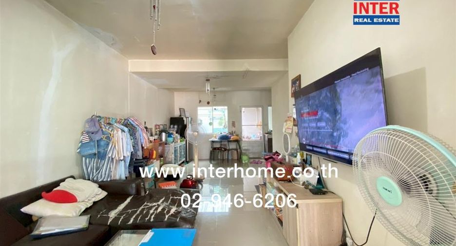 Reihenhaus zum Kauf mit 3 Zimmer in Krathum Baen, Samut Sakhon