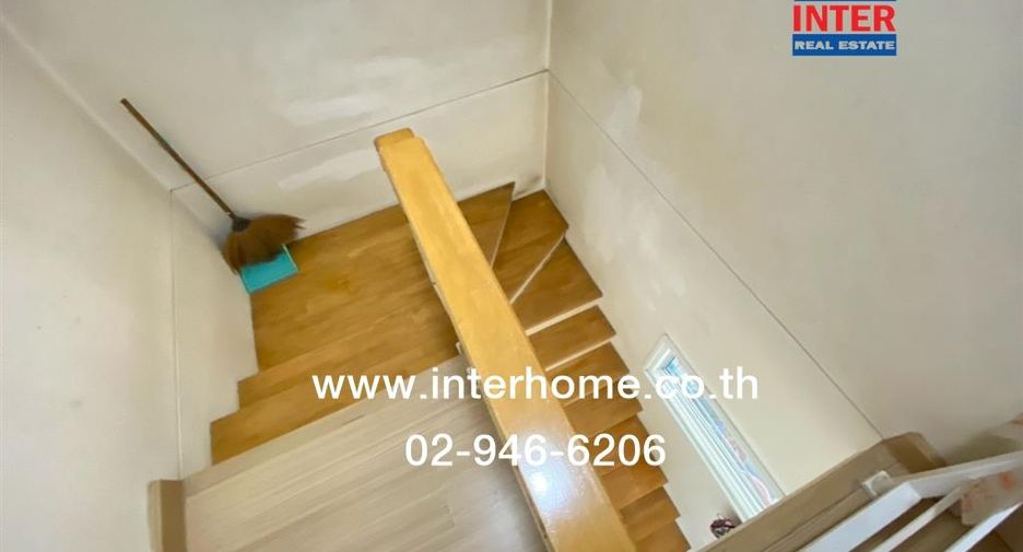 Reihenhaus zum Kauf mit 3 Zimmer in Krathum Baen, Samut Sakhon