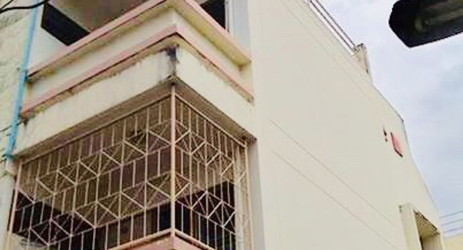 For rent 15 bedrooms retail Space in Mueang Chiang Mai, Chiang Mai