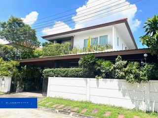 For sale 4 bedrooms house in Sai Mai, Bangkok