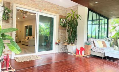 For sale 4 bedrooms house in Sai Mai, Bangkok