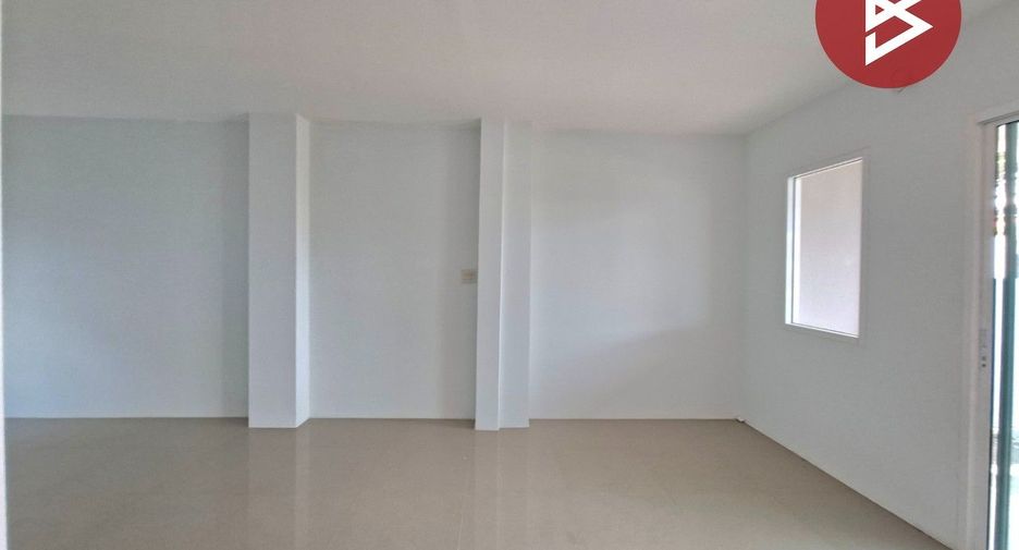 Reihenhaus zum Kauf mit 2 Zimmer in Phra Pradaeng, Samut Prakan