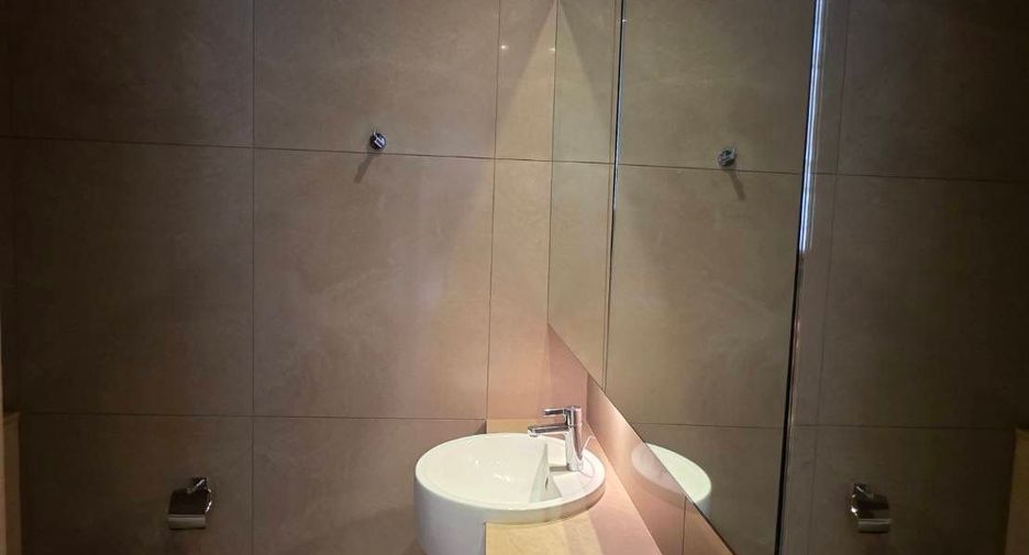Condo en venta de 2 habitaciones en Sathon, Bangkok