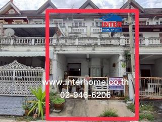For sale 5 bedrooms townhouse in Wang Thonglang, Bangkok