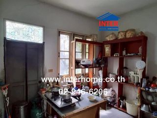 For sale 5 bedrooms townhouse in Wang Thonglang, Bangkok