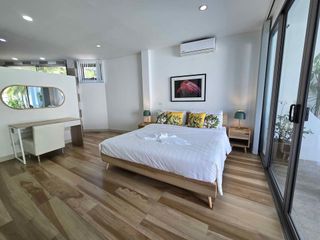 For rent and for sale 4 bedrooms villa in Kathu, Phuket