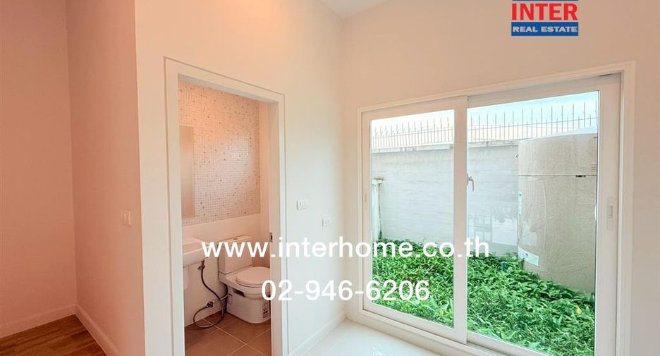 For sale 4 bedrooms retail Space in Phra Samut Chedi, Samut Prakan