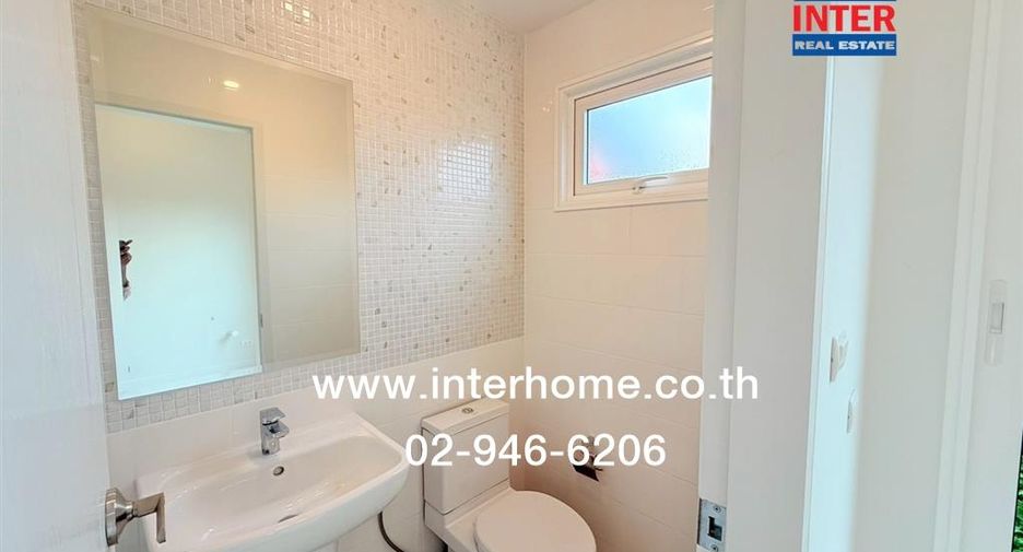For sale 4 bedrooms retail Space in Phra Samut Chedi, Samut Prakan