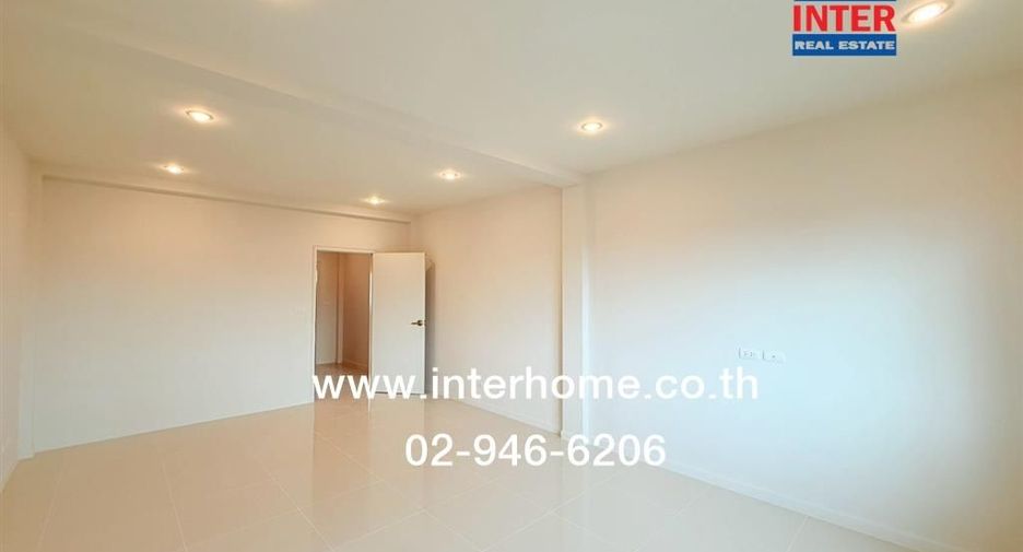For sale 4 bedrooms retail Space in Phra Samut Chedi, Samut Prakan