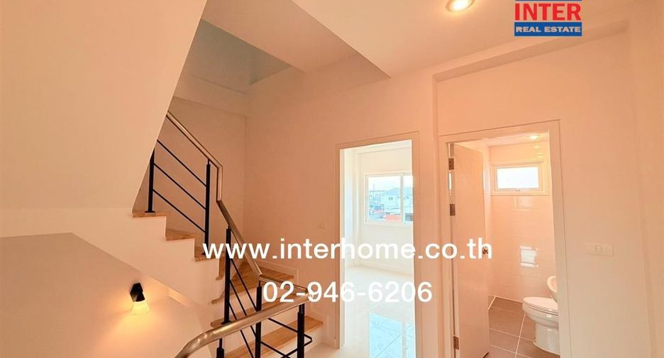 For sale 4 bedrooms retail Space in Phra Samut Chedi, Samut Prakan