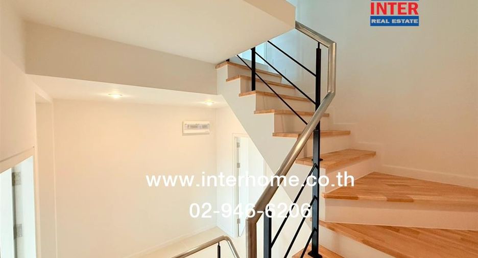 For sale 4 bedrooms retail Space in Phra Samut Chedi, Samut Prakan