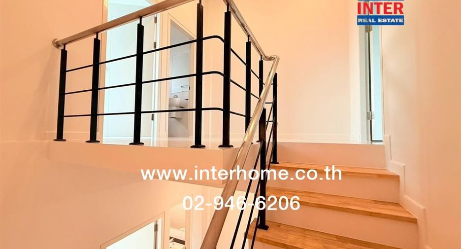 For sale 4 bedrooms retail Space in Phra Samut Chedi, Samut Prakan