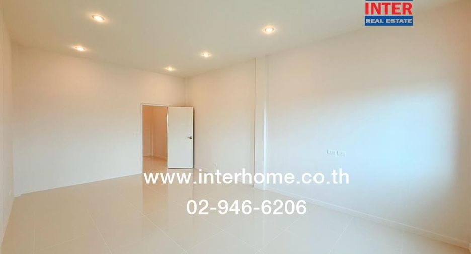 For sale 4 bedrooms retail Space in Phra Samut Chedi, Samut Prakan
