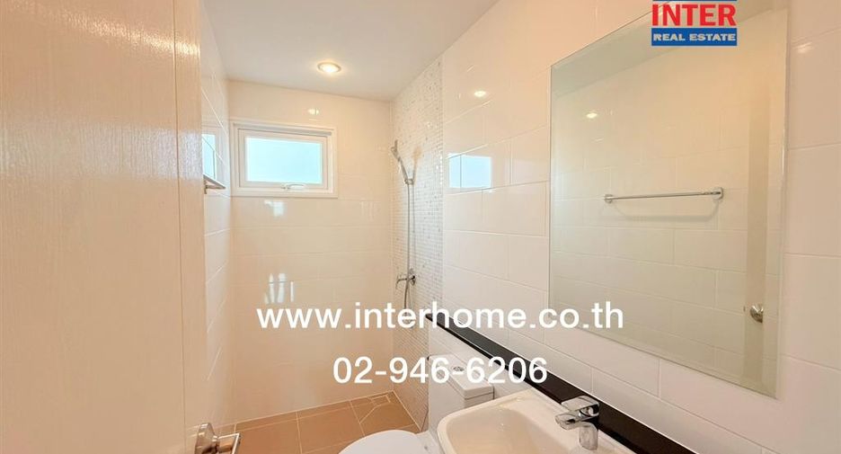 For sale 4 bedrooms retail Space in Phra Samut Chedi, Samut Prakan