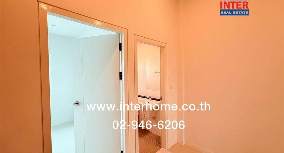 For sale 4 bedrooms retail Space in Phra Samut Chedi, Samut Prakan