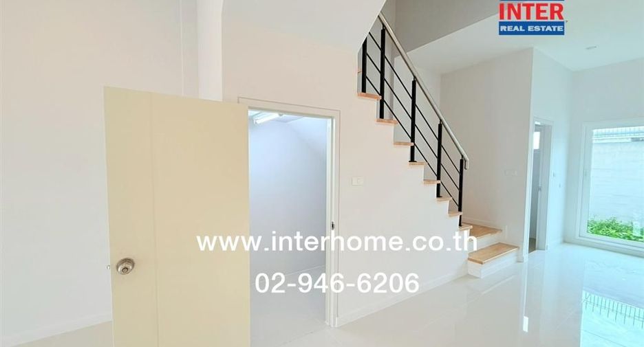 For sale 4 bedrooms retail Space in Phra Samut Chedi, Samut Prakan