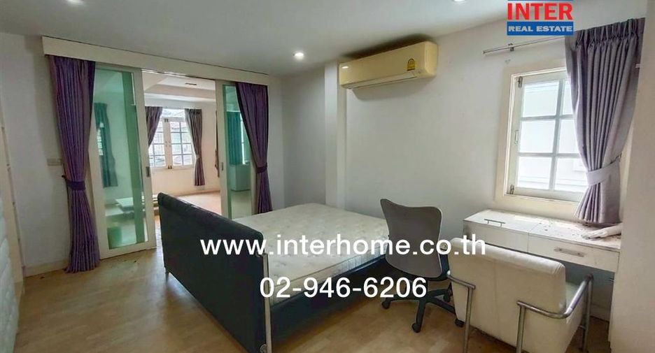 For rent and for sale 4 bedrooms house in Wang Thonglang, Bangkok