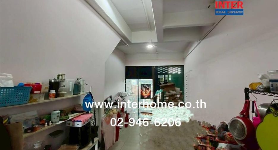 For sale 1 bed retail Space in Khlong Sam Wa, Bangkok