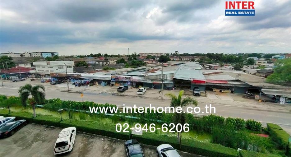 For sale 1 bed retail Space in Khlong Sam Wa, Bangkok