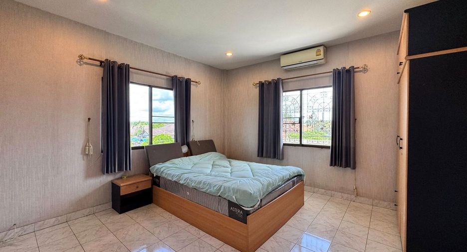 Haus zum Kauf mit 4 Zimmer in Bang Lamung, Chonburi