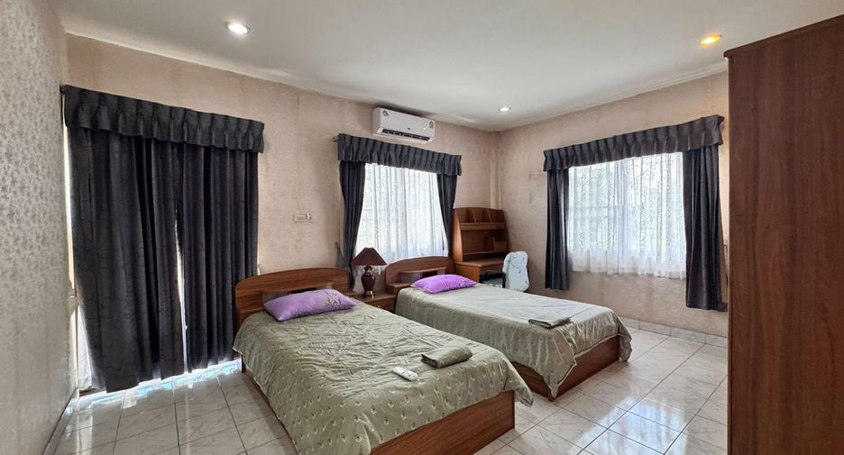 Haus zum Kauf mit 4 Zimmer in Bang Lamung, Chonburi