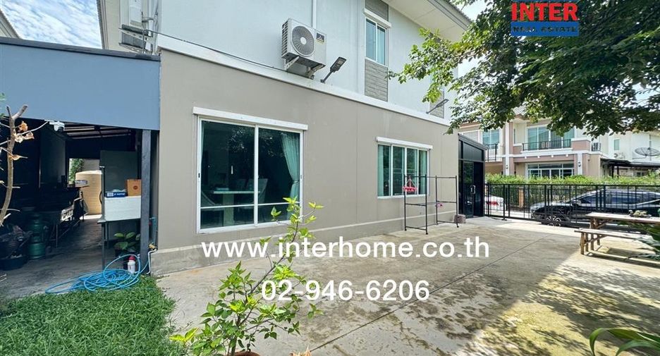 For sale 3 bedrooms house in Mueang Pathum Thani, Pathum Thani