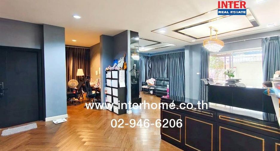 Haus zum Kauf mit 4 Zimmer in Phra Pradaeng, Samut Prakan