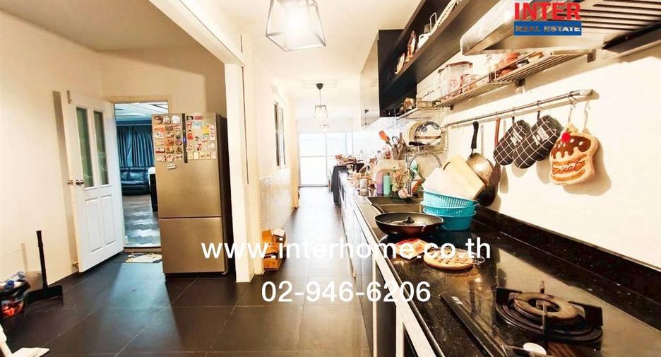 Haus zum Kauf mit 4 Zimmer in Phra Pradaeng, Samut Prakan