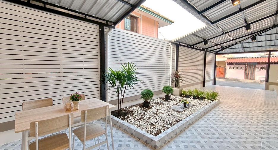 Haus zum Kauf mit 4 Zimmer in Bang Bua Thong, Nonthaburi